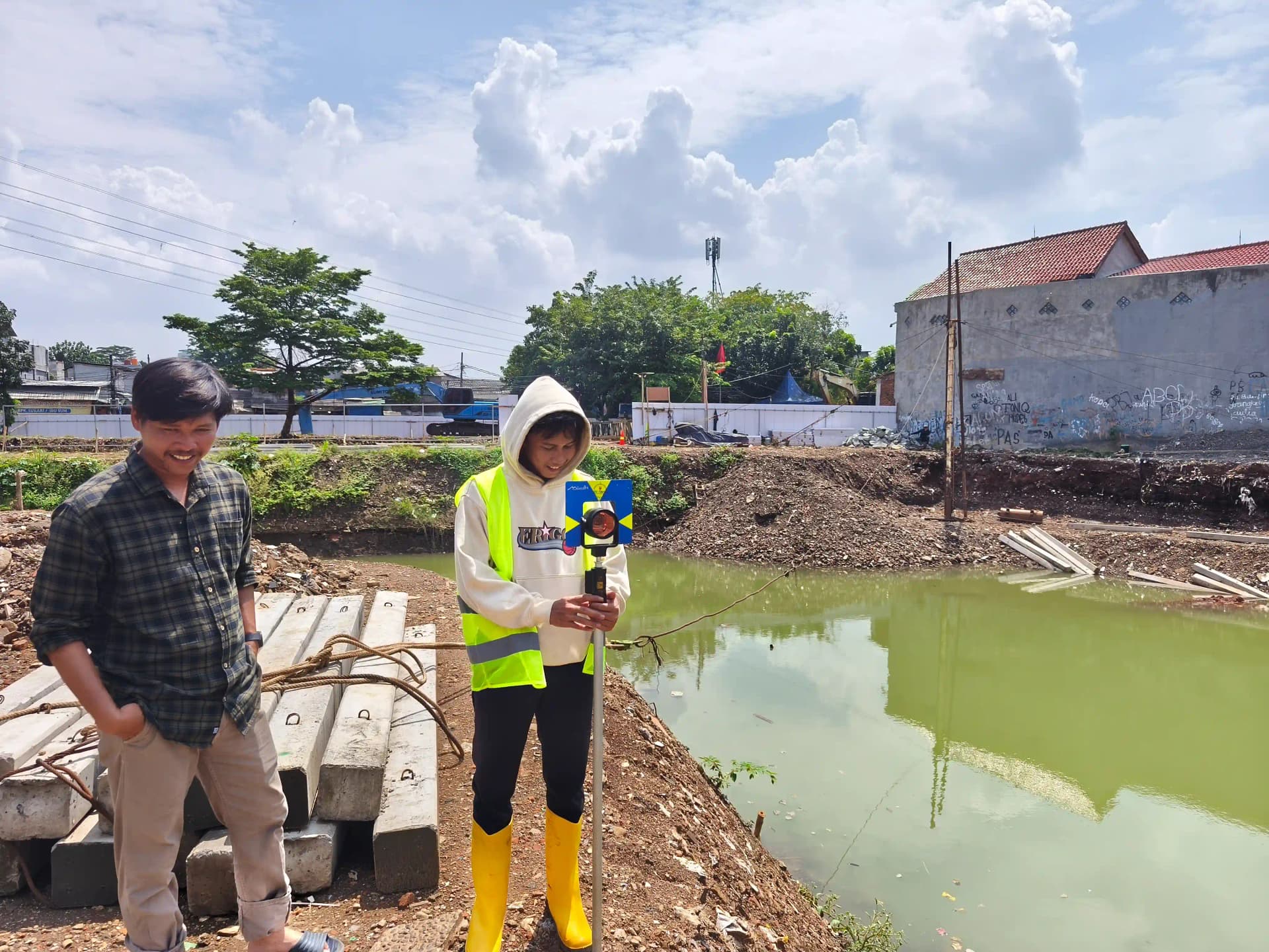 Jasa stakeout dan pengukuran lahan proyek 2